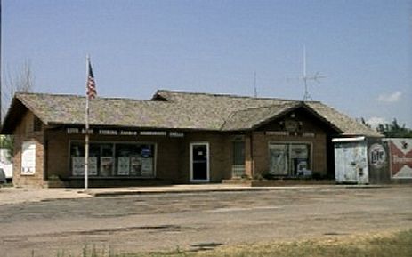 building1.jpg (22880 bytes)